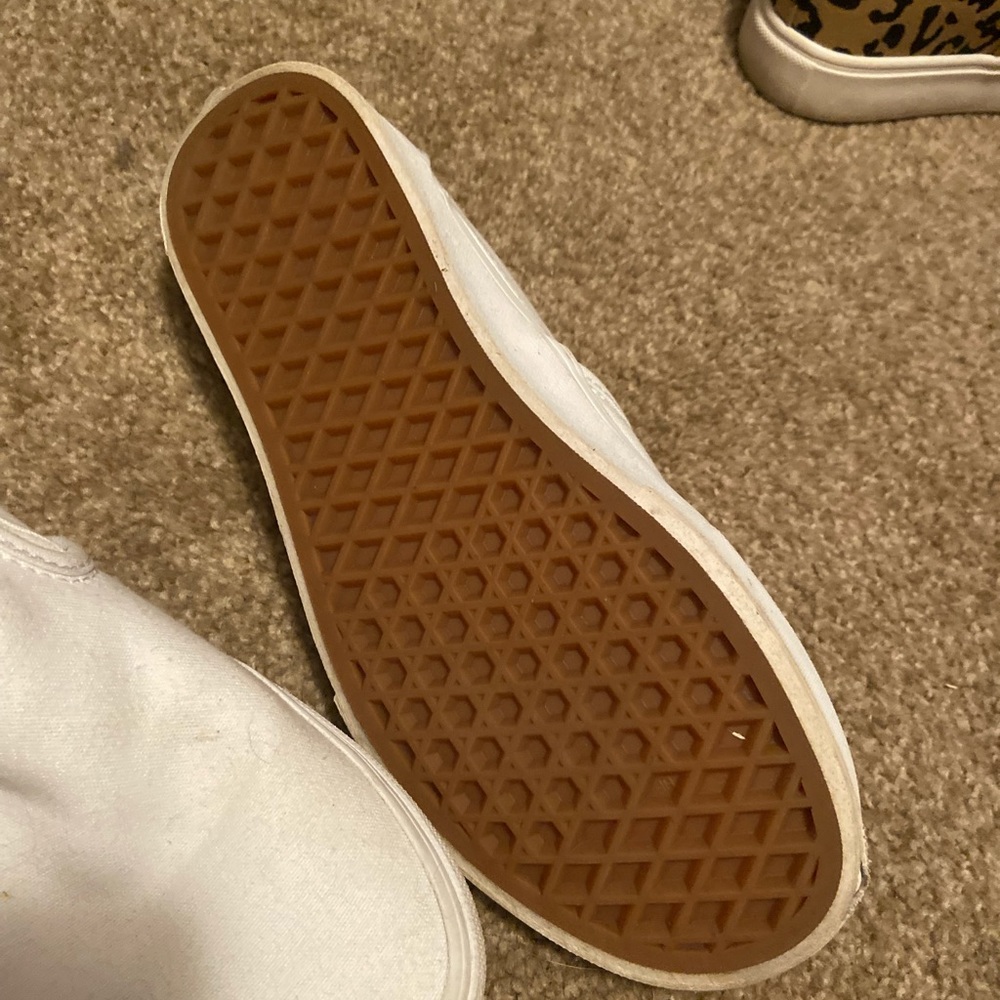 Vans - Picture 2 of 2